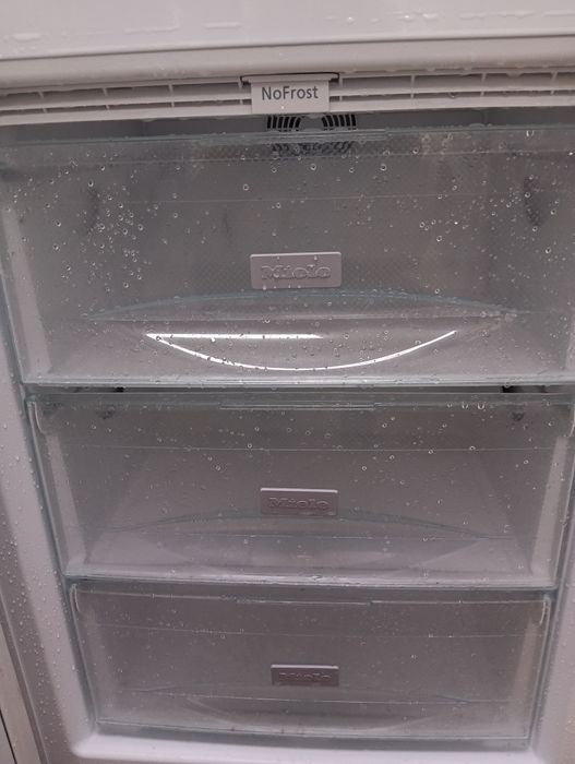 Комбиниран хладилник с фризер Миеле Miele 24 месеца гаранция!