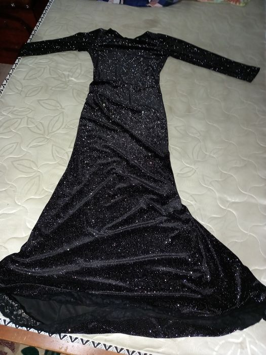 Шикарное длинное платье