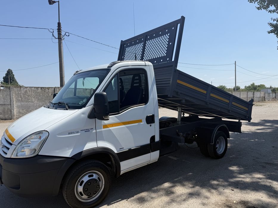 Vand Iveco Daily basculabil 3 parti 3,5 tone