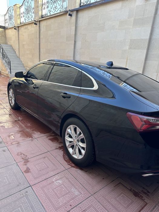 Chevrolet Malibu 2 turbo.