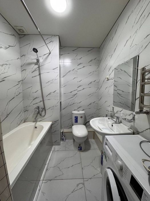 Parkent Plaza Продается 3 комнатная квартира ремонт ул.Паркентская