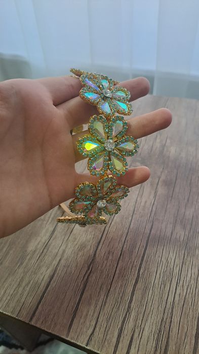 Abadoklar va Diademalar