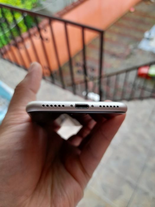 Iphone se3 128gb