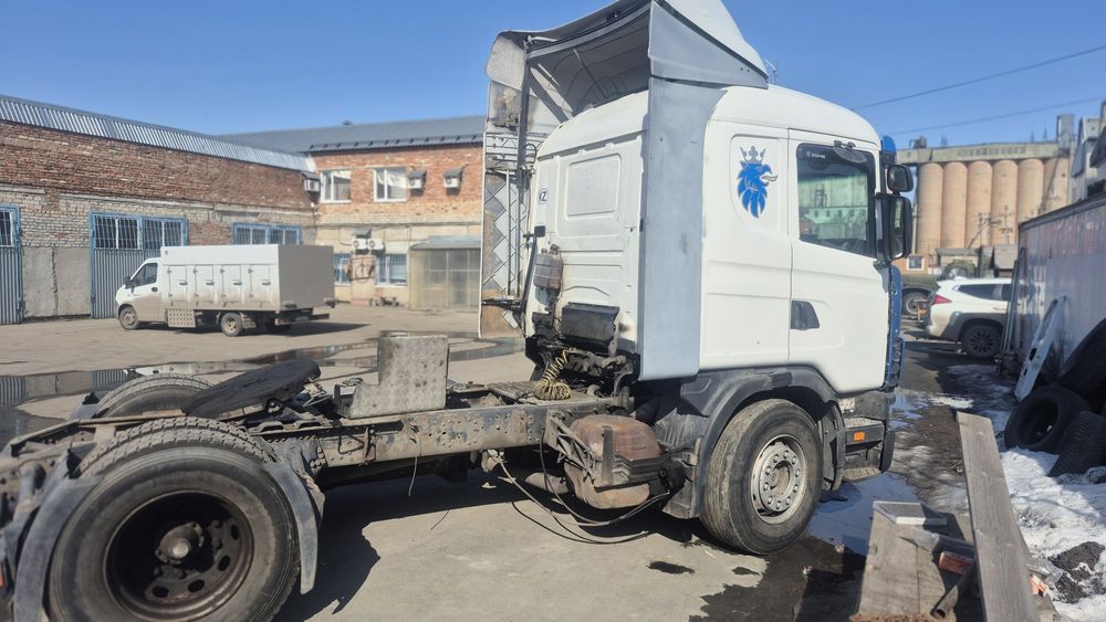 Продам SCAHIA 124