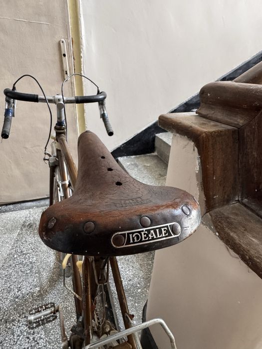 Велосипед Motobecane с оригина свдялка ideale