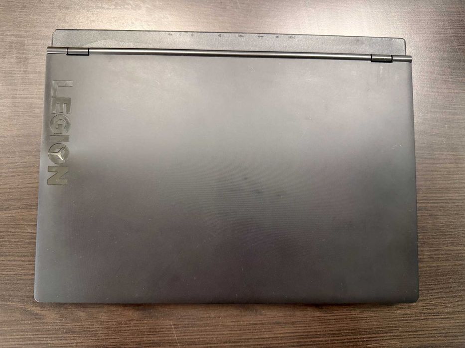 лаптоп Lenovo Legion