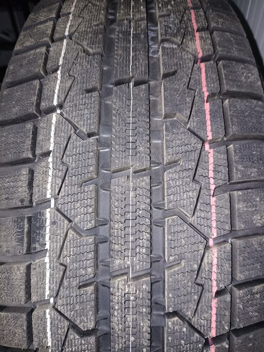 Зимняя шина TOYO