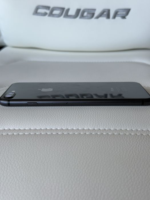 Iphone 8 plus 64gb black