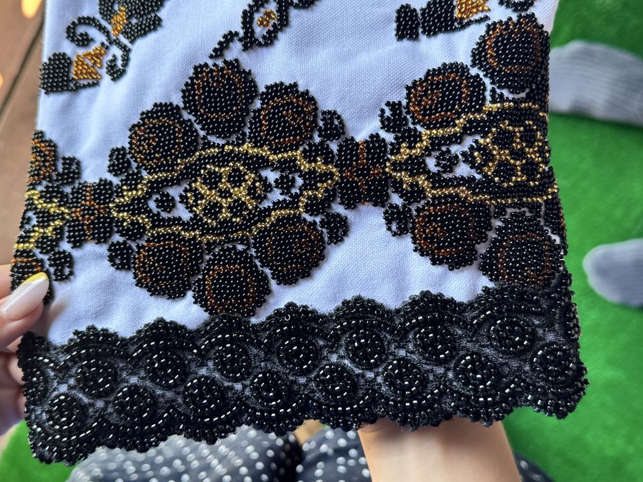 Camasa Traditionala cusuta cu margele MANUAL!