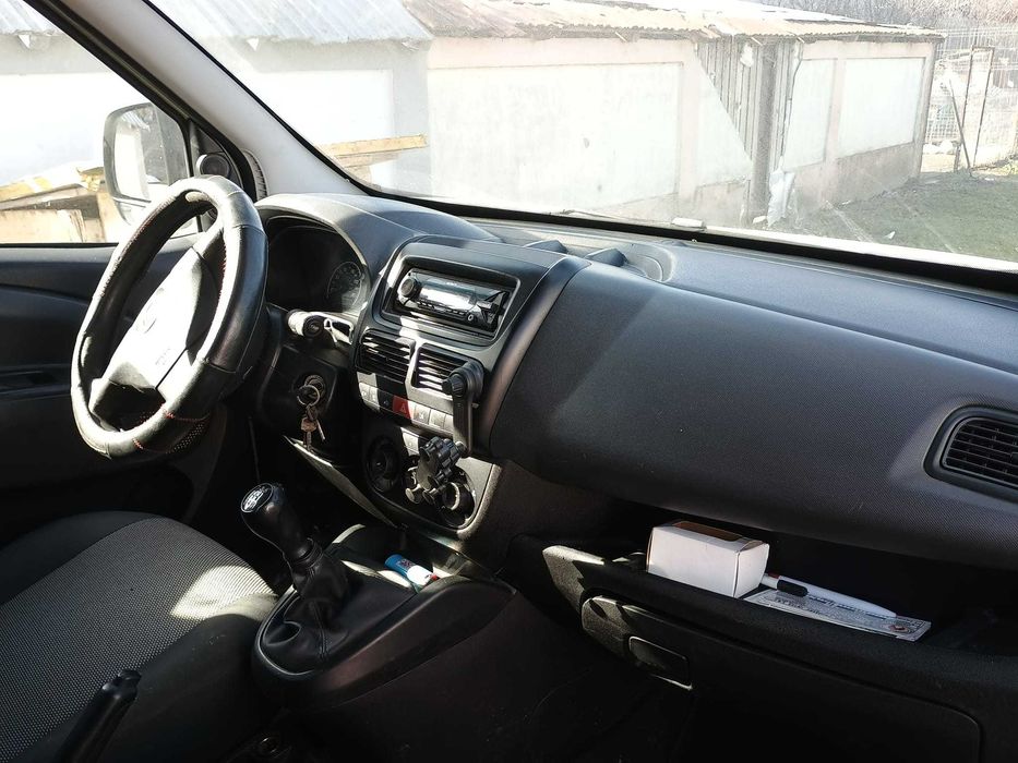 Vindem autoutilitara Fiat Doblo,1.3 multijet