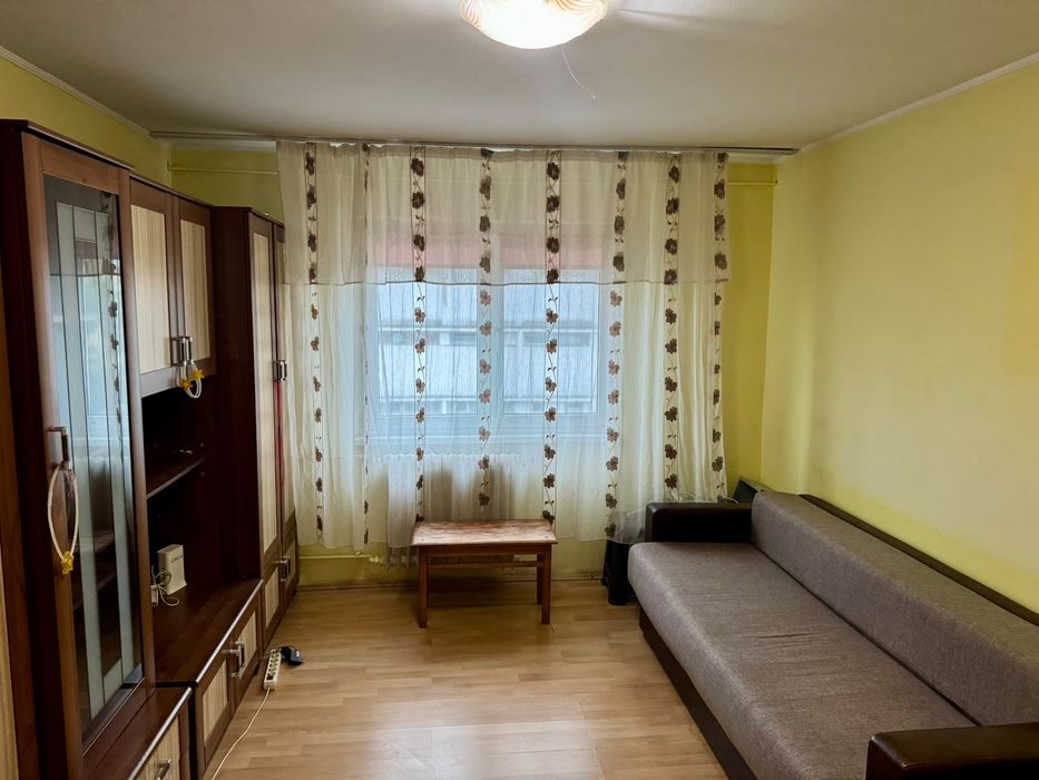 Garsoniera( Camera de cămin 22 mp)