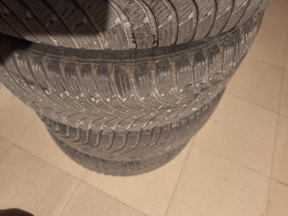 4 бр зимни гуми Hankook 205/65/15 и джанти 5х112мецедес,ауди,бмв