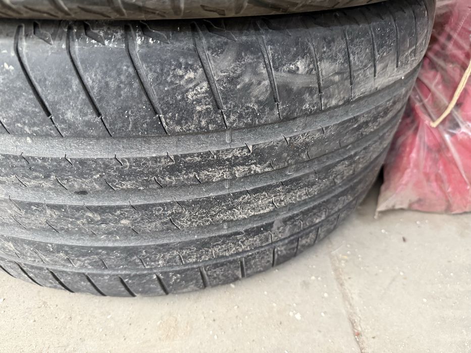 Гуми Bridgestone Potenza 295/35/R21