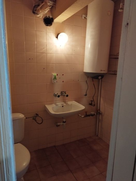 Продава се Тристаен апартамент в Варна, Автогара - 106 кв.м за 1701 €/кв.м - Снимка #4