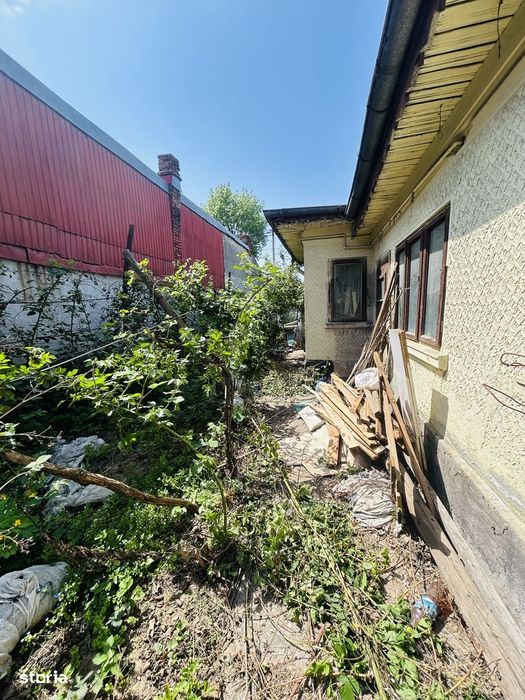 Casă 3 camere în Andronache, curte mare