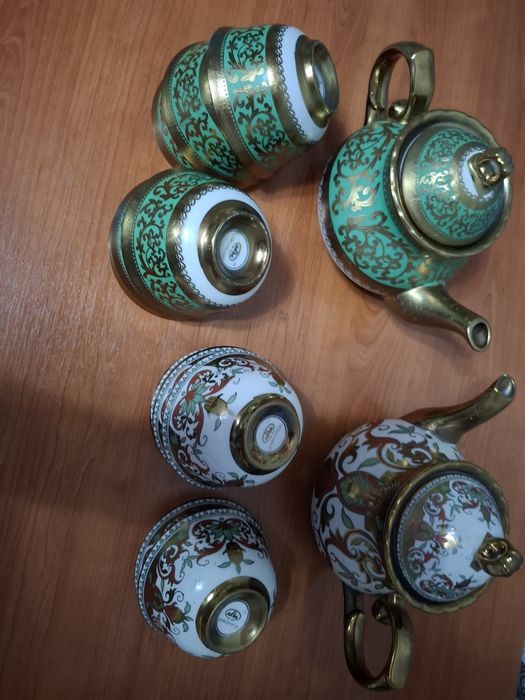 Продам термос сковородка чайный набор.