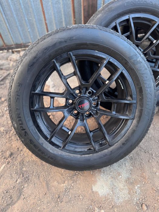 Диски с резиной TRD