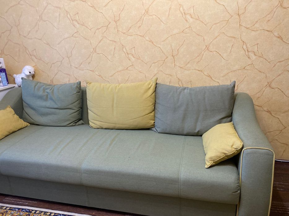 Диван раскладной в отличном состоянии
