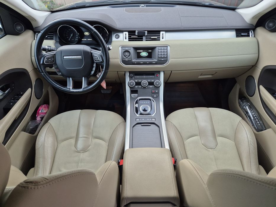 Vand Range Rover Evoque cu km puțini