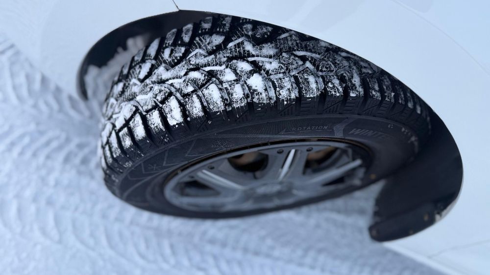 Продам машину  skoda rapid