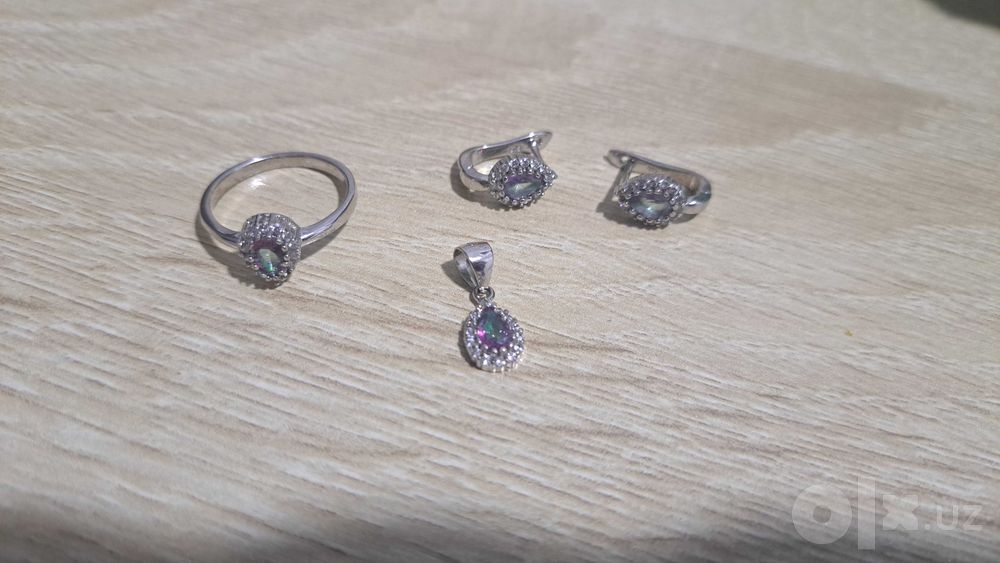 Серебряный комплект