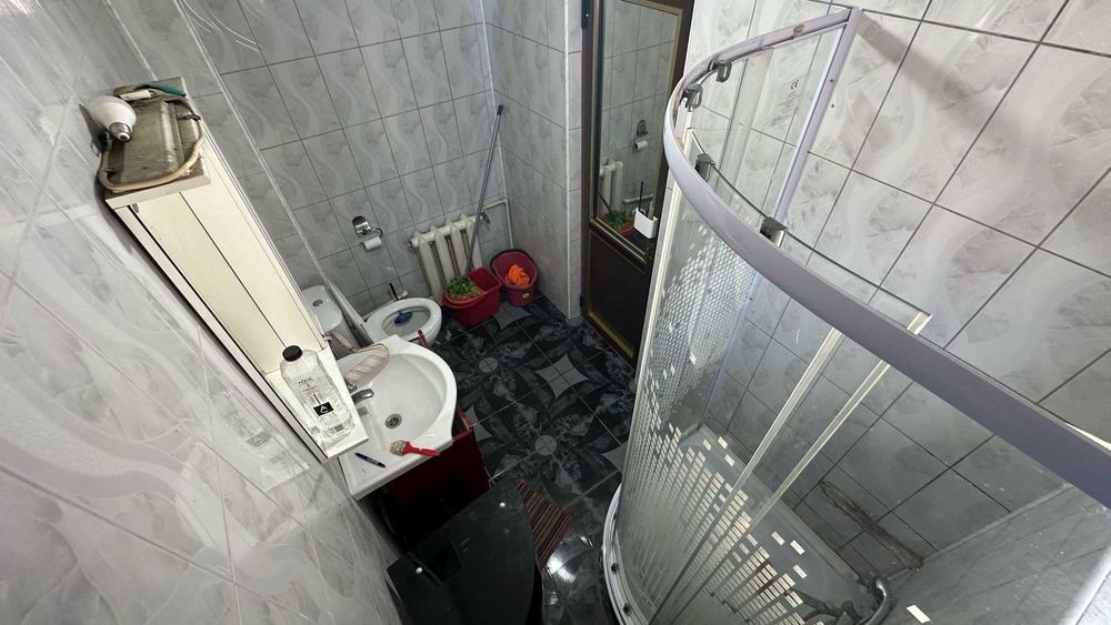 De închiriat: Apartament 3 Camere Decomandat – Ultra Central, Slobozia