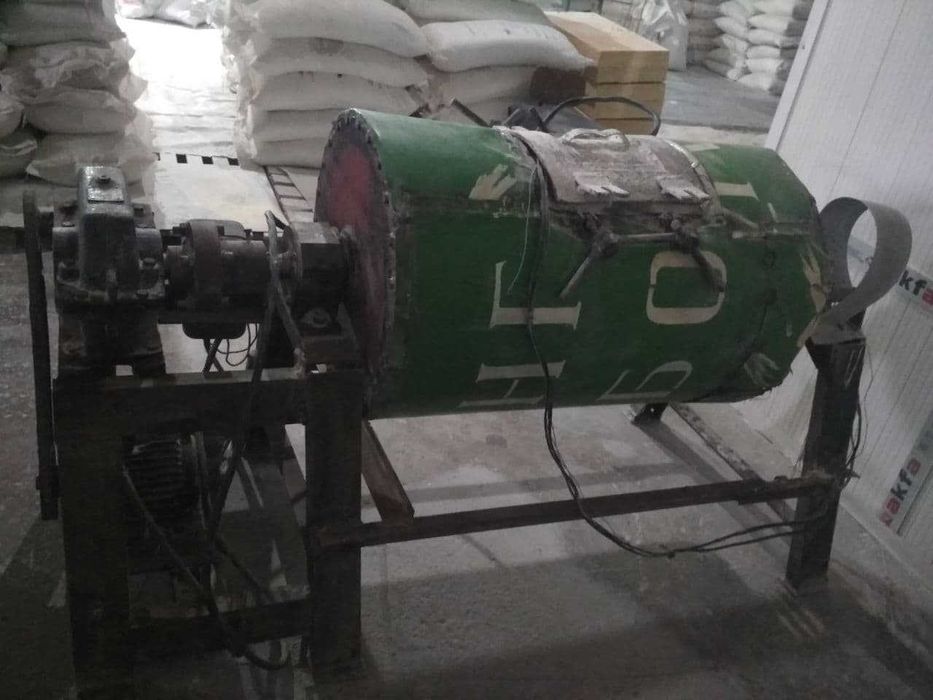 Продаётся шаровая мельница с обогревом.