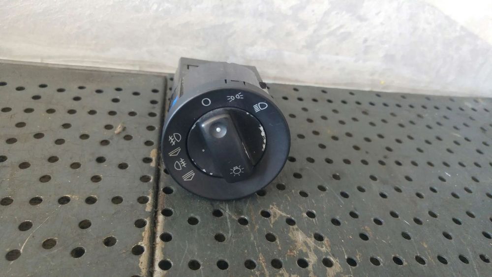 Bloc lumini audi a4 b7 8e 8e0941531c