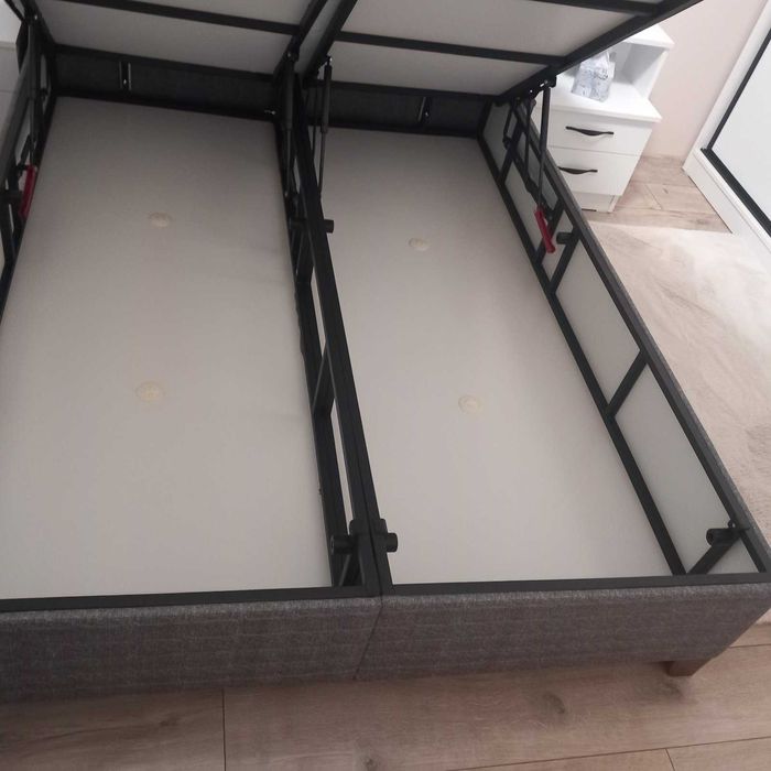 Спалня 150/200 – база Comfort + матрак Comfort, отлично състояние