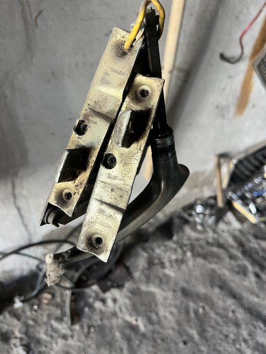 Дверной замок на газ53,52