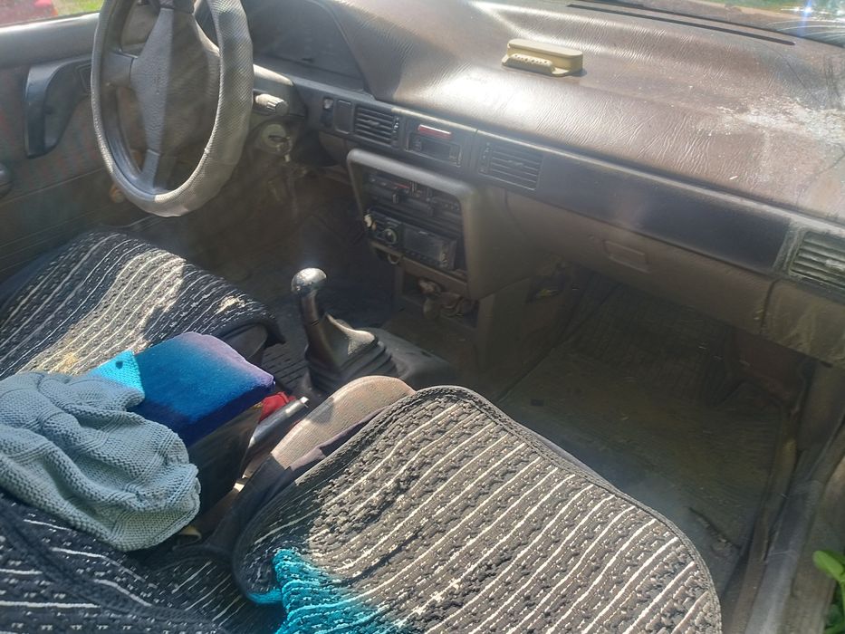 Мазад 323  на ходу