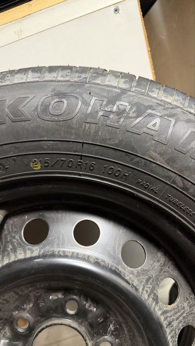 215/70/16 Yokohama Новая
