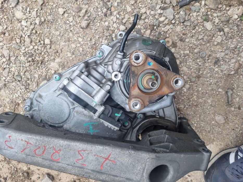 Раздататачна кутия за Bmw X3 F25 2.0dizel 184ks 2012god