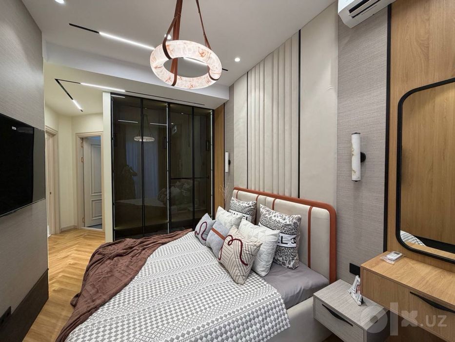 Продается квартира 4х комнатная,ЖК Вистон,Дархан,75м2