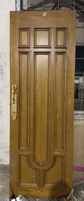 Дверь шпон ясень монолит  2.3м