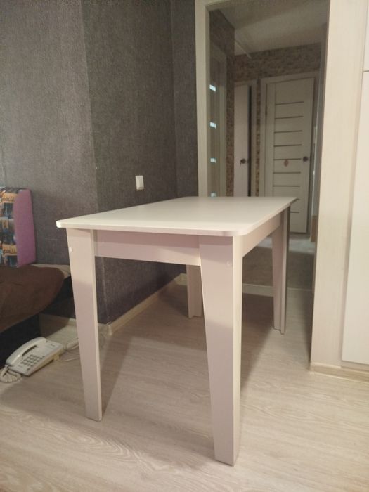 Стол обеденный новый