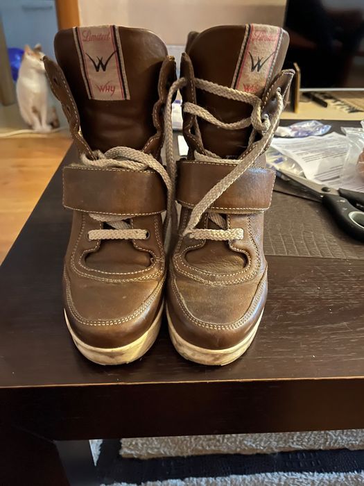 Ghete piele de calitate superioara !