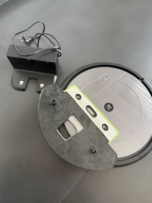 Aspirator irobot roomba combo Full box