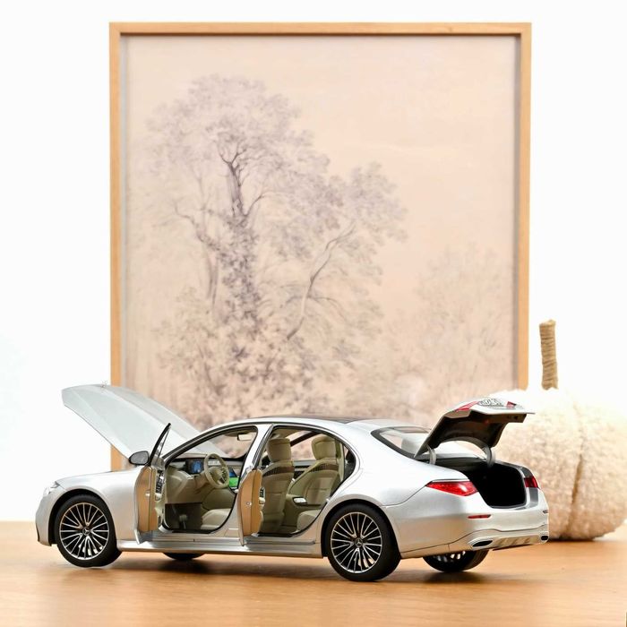 Machetă Mercedes-Benz S-Class AMG-Line 2021 1:18 Norev