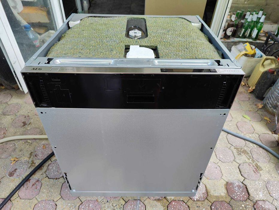Съдомиялна машина за вграждане AEG 13 комплекта(клас А+ ++) с Гаранция
