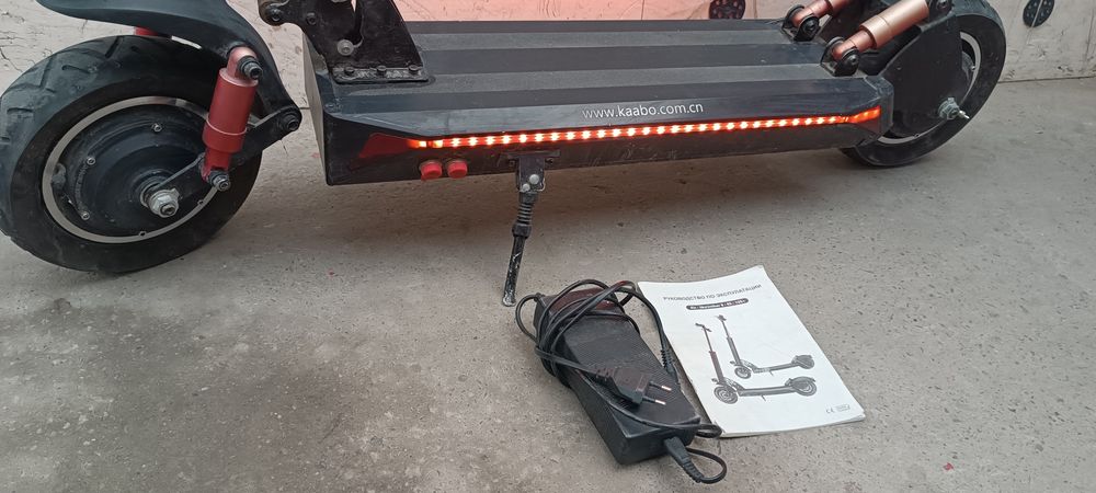 Электросамокат Skywalker 10s+