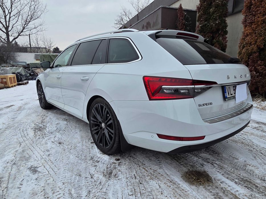 SKODA Superb 2022 — imagine 4