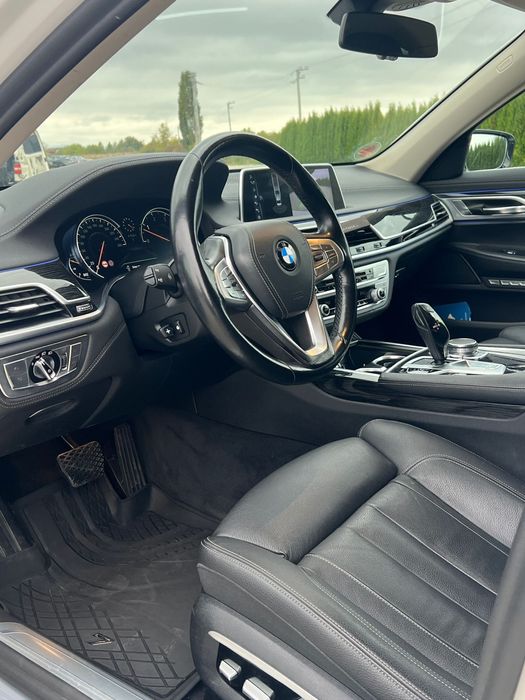 BMW 7 Series 2017 — imagine 5