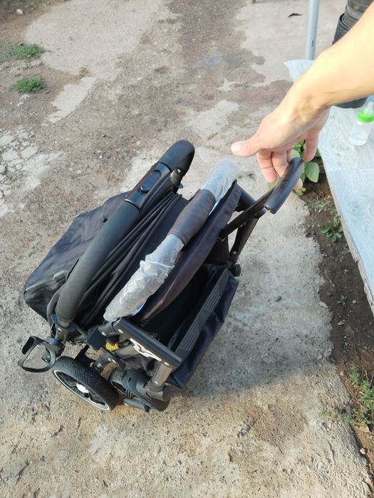 Каляска в отличном состоянии