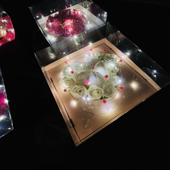 УНИКАЛЕН и красив подарък за любимата жена : Кутия със сапунени рози