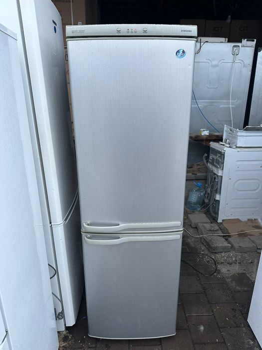 Холодилник самсунг