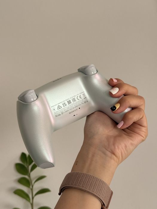 Sony PS5 DualSense Controller Chroma Pearl