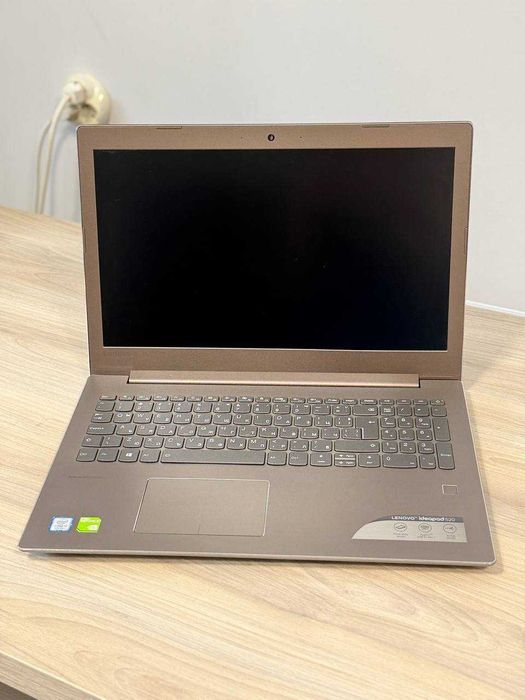 Lenovo IdeaPad 520 - 15,6”, Intel Core i7 - 8550U, 8GB RAM, 120GB SSD