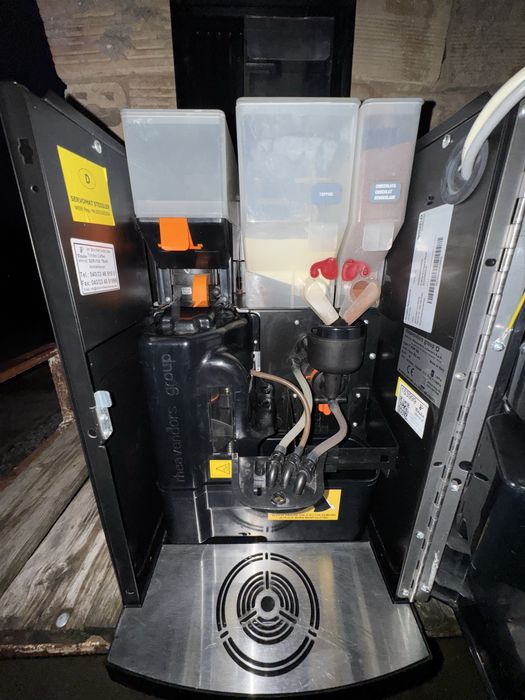 Кафеавтомат с 12 селекции и монетник