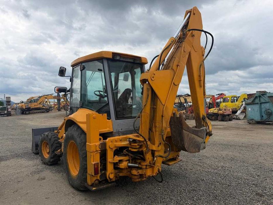 Brat buldoexcavator New Holland NH95 piese